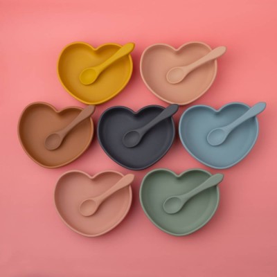 Custom Printing Plate New Heart Shaped Eco-friendly Suction Baby Plate With Silicone Spoon